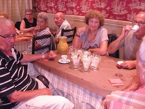 AOBR 2015 08 12 AU 16 LOURDES 4 REPAS CASSOULET DU 12 AOUT (7)